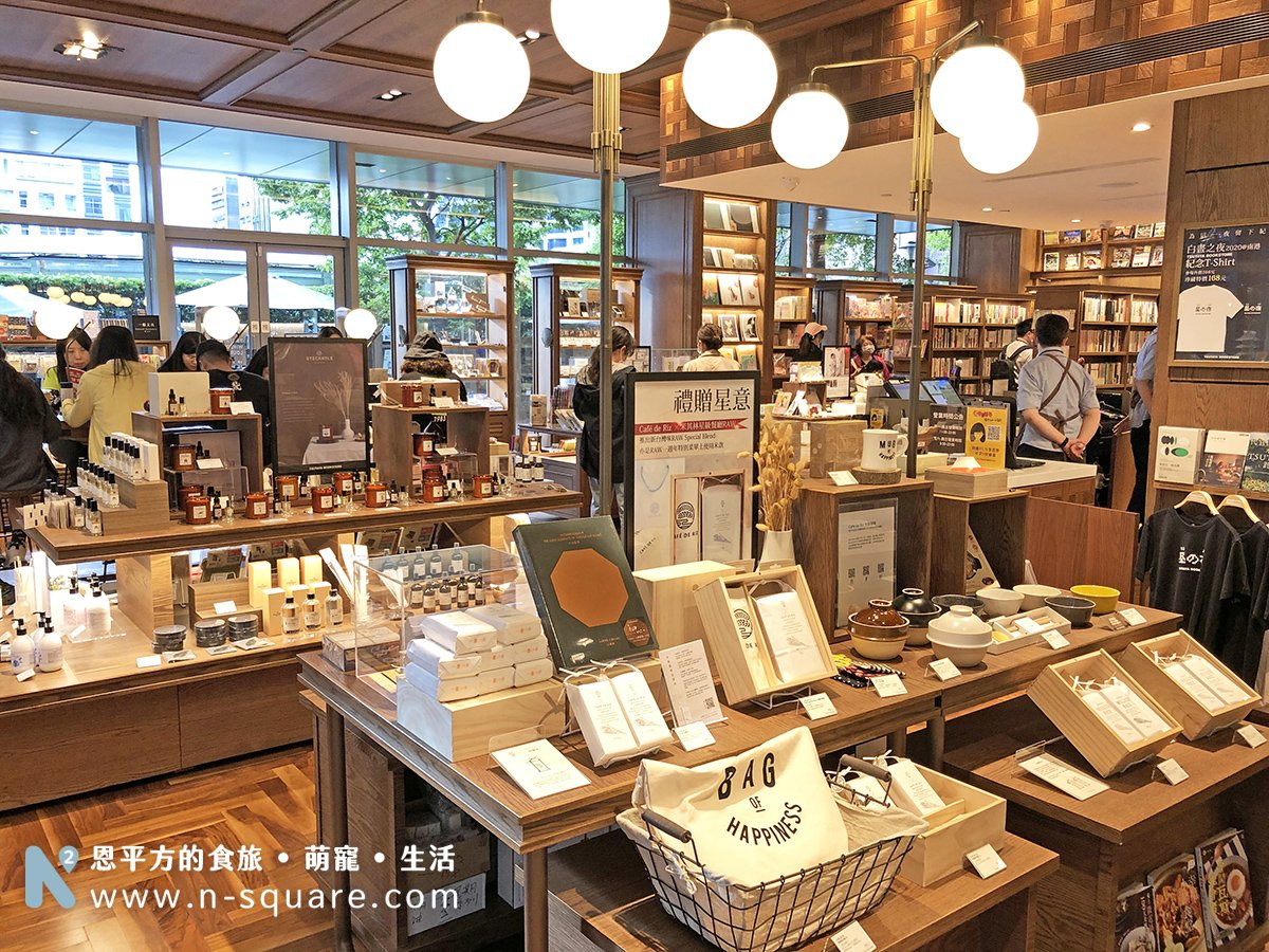 蔦屋書店TSUTAYA松山車站貳號店也有販賣商品 